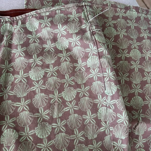 NWT Free People Penny Pull-On Mid-Rise Flare Jeans Sea Shell Printed Green 31 - Picture 4 of 11